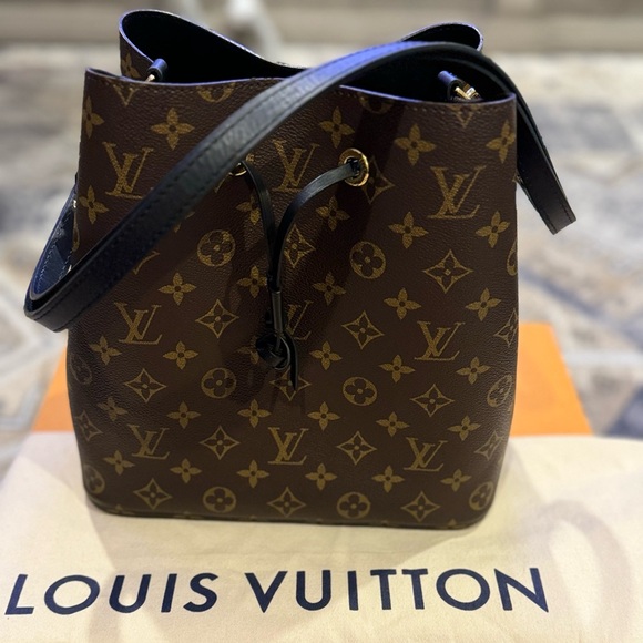 Louis Vuitton Other - Louis Vuitton